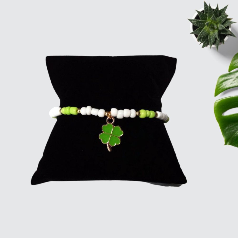 St. Patrick's Day Four Leaf Clover Necklace Bracelet Earrings Handmade Jewelry - Picture 9 of 12